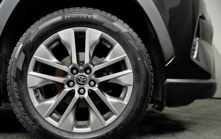 Toyota RAV4, 2019 год, 3 231 000 рублей, 9 фотография