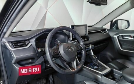 Toyota RAV4, 2019 год, 3 231 000 рублей, 19 фотография