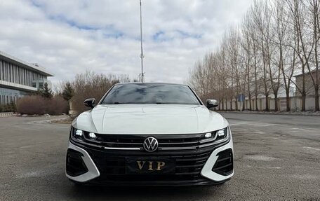 Volkswagen Passat CC, 2022 год, 4 300 000 рублей, 2 фотография