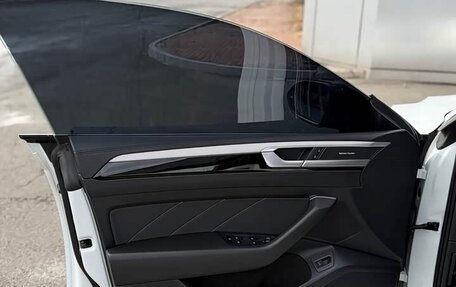 Volkswagen Passat CC, 2022 год, 4 300 000 рублей, 15 фотография