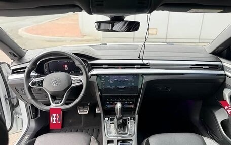 Volkswagen Passat CC, 2022 год, 4 300 000 рублей, 9 фотография