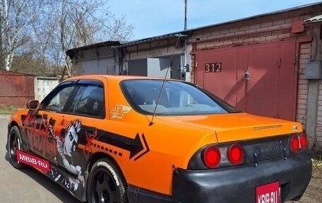 Nissan Skyline, 1993 год, 620 000 рублей, 3 фотография