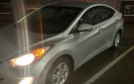 Hyundai Avante, 2012 год, 1 030 000 рублей, 2 фотография