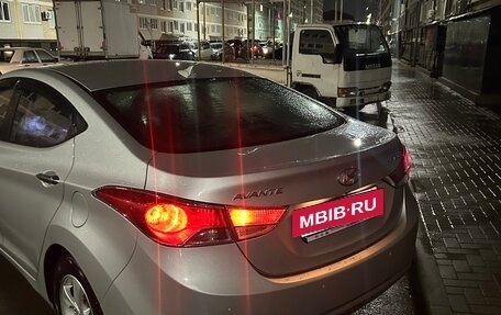 Hyundai Avante, 2012 год, 1 030 000 рублей, 3 фотография