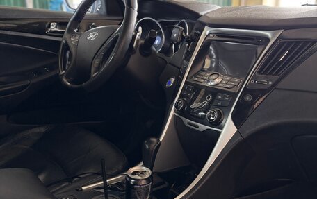 Hyundai Sonata VI, 2011 год, 1 270 000 рублей, 15 фотография