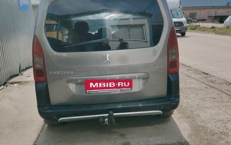 Peugeot Partner II рестайлинг 2, 2011 год, 330 000 рублей, 3 фотография