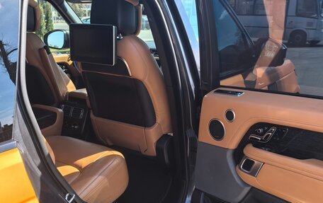 Land Rover Range Rover IV рестайлинг, 2018 год, 7 000 000 рублей, 7 фотография