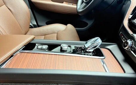 Volvo XC60 II, 2024 год, 6 199 000 рублей, 9 фотография