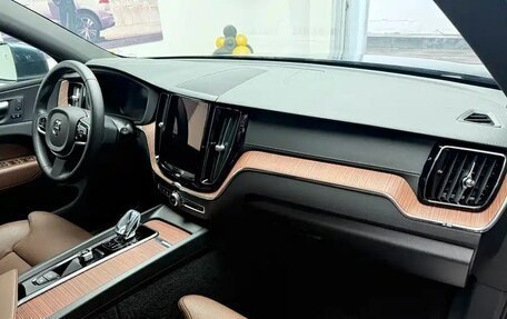 Volvo XC60 II, 2024 год, 6 199 000 рублей, 7 фотография