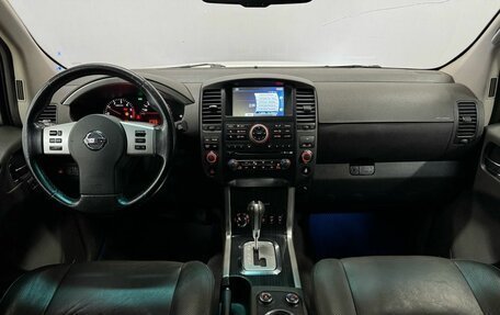 Nissan Pathfinder, 2011 год, 1 430 000 рублей, 10 фотография