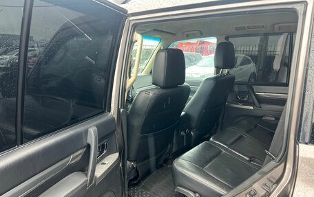 Mitsubishi Pajero IV, 2012 год, 1 999 900 рублей, 19 фотография