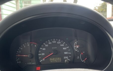 Hyundai Accent II, 2004 год, 350 000 рублей, 5 фотография