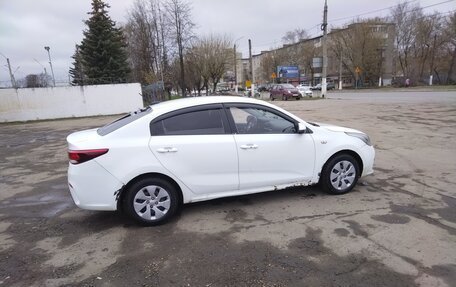 KIA Rio IV, 2017 год, 820 000 рублей, 13 фотография