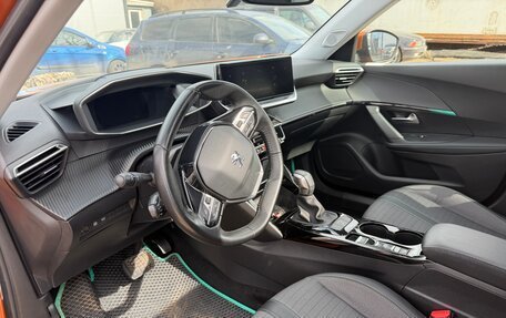 Peugeot 2008 II, 2021 год, 1 650 000 рублей, 7 фотография