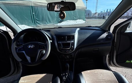 Hyundai Solaris II рестайлинг, 2015 год, 950 000 рублей, 9 фотография