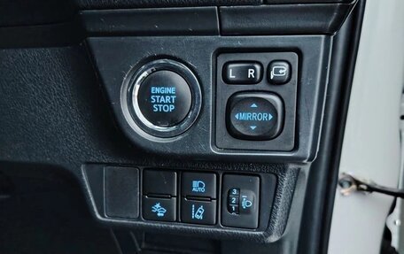 Toyota Corolla, 2021 год, 1 350 000 рублей, 11 фотография