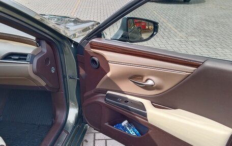 Lexus ES VII, 2018 год, 2 950 000 рублей, 13 фотография