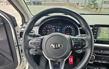 KIA Stonic, 2018 год, 1 445 777 рублей, 11 фотография