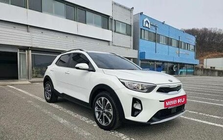 KIA Stonic, 2018 год, 1 445 777 рублей, 3 фотография