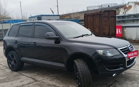 Volkswagen Touareg III, 2007 год, 1 280 000 рублей, 2 фотография