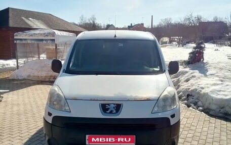 Peugeot Partner II рестайлинг 2, 2010 год, 350 000 рублей, 1 фотография