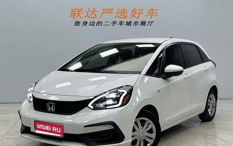 Honda Fit, 2021 год, 1 340 000 рублей, 1 фотография