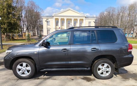Toyota Land Cruiser 200, 2010 год, 3 290 000 рублей, 1 фотография