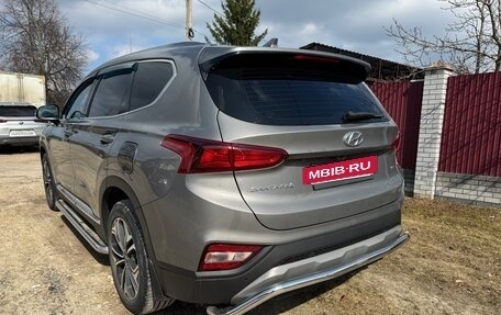 Hyundai Santa Fe IV, 2018 год, 2 860 000 рублей, 3 фотография
