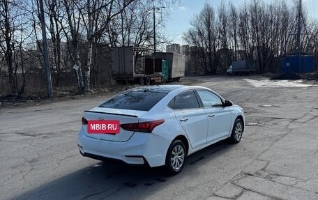 Hyundai Solaris II рестайлинг, 2017 год, 750 000 рублей, 2 фотография