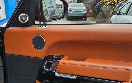 Land Rover Range Rover IV рестайлинг, 2013 год, 3 200 000 рублей, 17 фотография