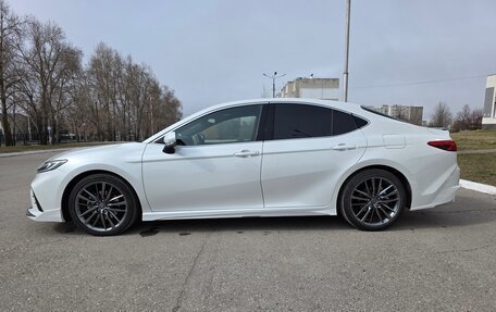 Toyota Camry, 2024 год, 4 090 000 рублей, 8 фотография