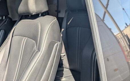 Hyundai Staria, 2021 год, 4 000 000 рублей, 10 фотография