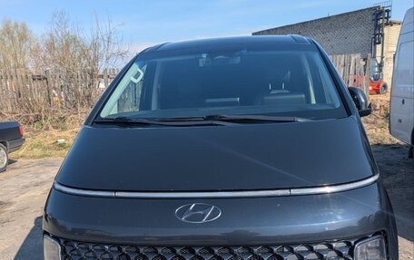 Hyundai Staria, 2021 год, 4 000 000 рублей, 21 фотография