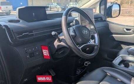 Hyundai Staria, 2021 год, 4 000 000 рублей, 8 фотография