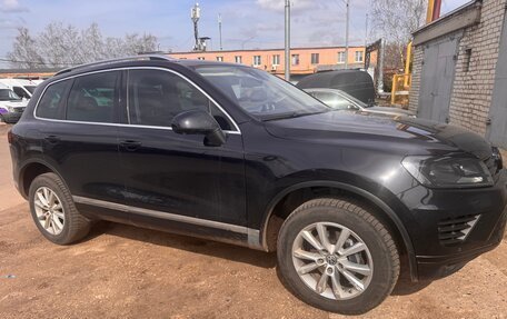 Volkswagen Touareg III, 2015 год, 2 800 000 рублей, 2 фотография