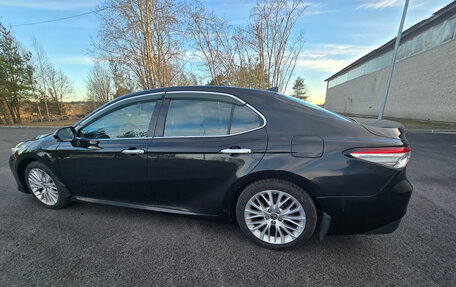 Toyota Camry, 2020 год, 2 900 000 рублей, 2 фотография