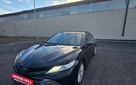 Toyota Camry, 2020 год, 2 900 000 рублей, 3 фотография