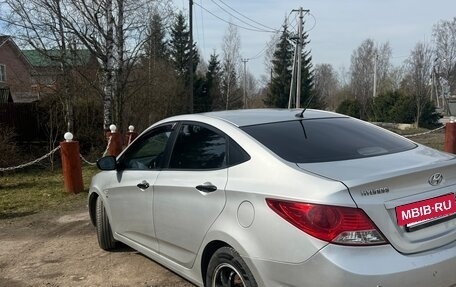Hyundai Solaris II рестайлинг, 2013 год, 560 000 рублей, 10 фотография