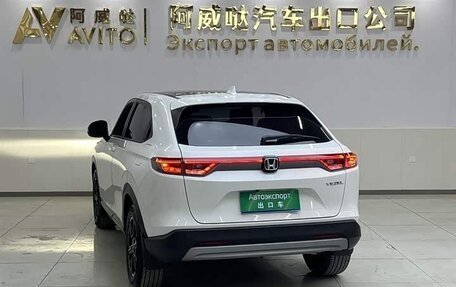 Honda Vezel, 2023 год, 2 230 000 рублей, 6 фотография