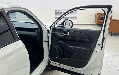 Honda Vezel, 2023 год, 2 230 000 рублей, 17 фотография