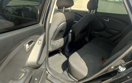 Hyundai ix35 I рестайлинг, 2013 год, 1 300 000 рублей, 10 фотография