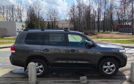 Toyota Land Cruiser 200, 2010 год, 3 290 000 рублей, 7 фотография