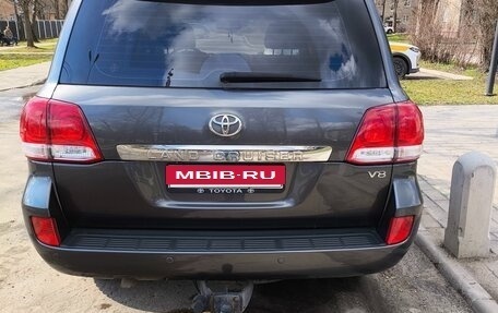 Toyota Land Cruiser 200, 2010 год, 3 290 000 рублей, 9 фотография