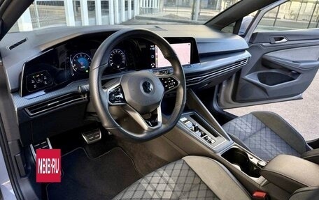 Volkswagen Golf VIII, 2021 год, 2 050 000 рублей, 6 фотография