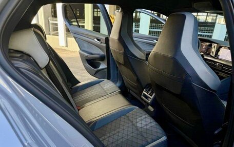 Volkswagen Golf VIII, 2021 год, 2 050 000 рублей, 11 фотография