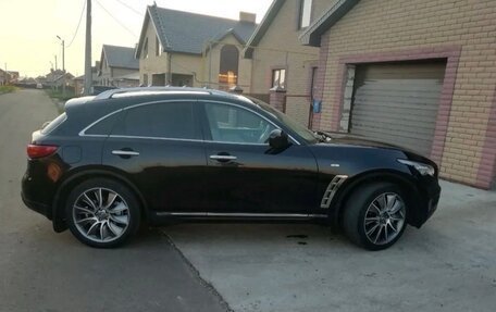 Infiniti FX II, 2013 год, 1 599 999 рублей, 2 фотография