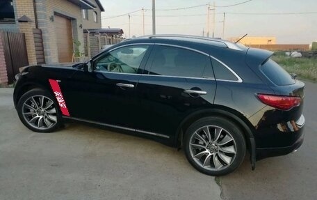 Infiniti FX II, 2013 год, 1 599 999 рублей, 3 фотография
