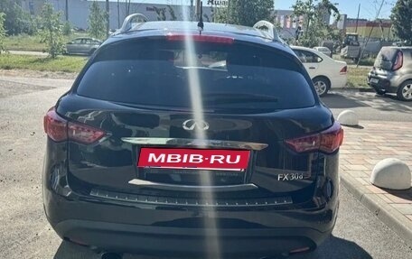 Infiniti FX II, 2013 год, 1 599 999 рублей, 7 фотография