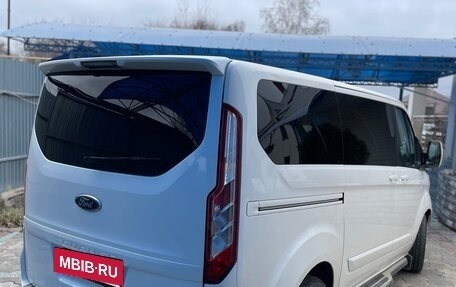 Ford Tourneo Custom I рестайлинг, 2021 год, 4 000 000 рублей, 5 фотография