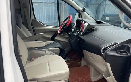 Ford Tourneo Custom I рестайлинг, 2021 год, 4 000 000 рублей, 8 фотография